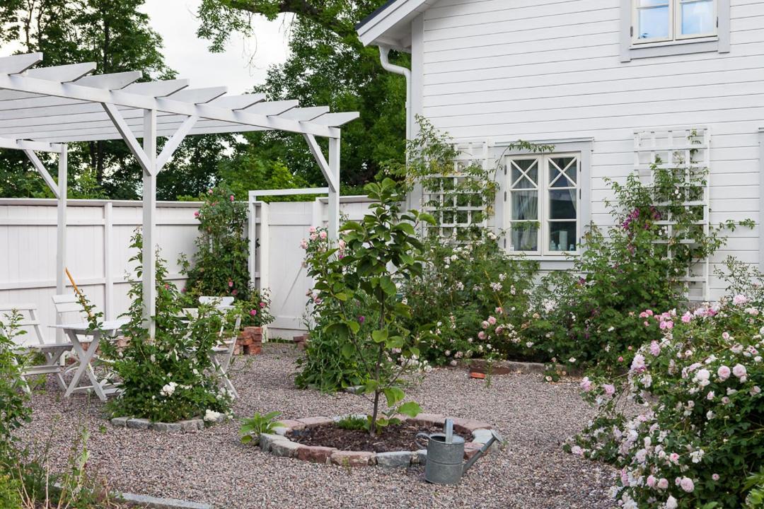 Vallby Cottage 엔최핑 외부 사진
